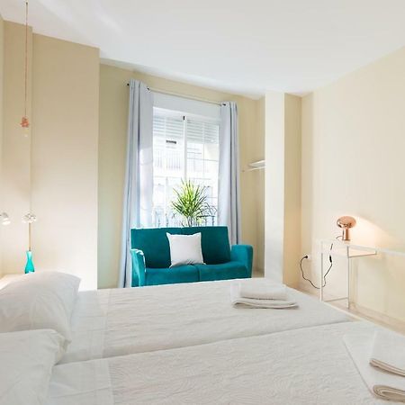 Gr2-Large Groups Apt-Walking Distance To Old Town Apartment Malaga Exterior photo
