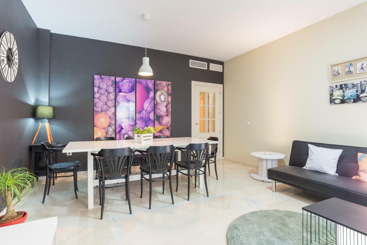Gr2-Large Groups Apt-Walking Distance To Old Town Apartment Malaga Exterior photo