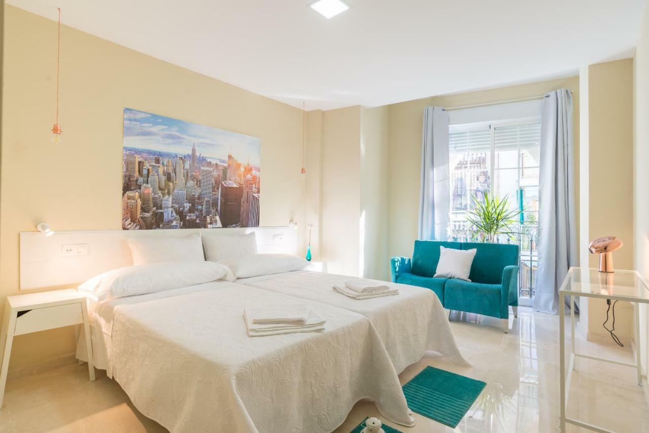 Gr2-Large Groups Apt-Walking Distance To Old Town Apartment Malaga Exterior photo