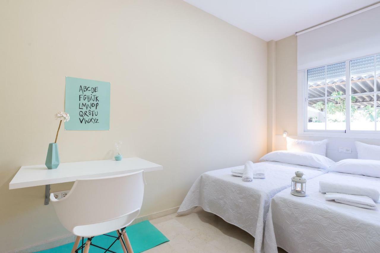 Gr2-Large Groups Apt-Walking Distance To Old Town Apartment Malaga Exterior photo